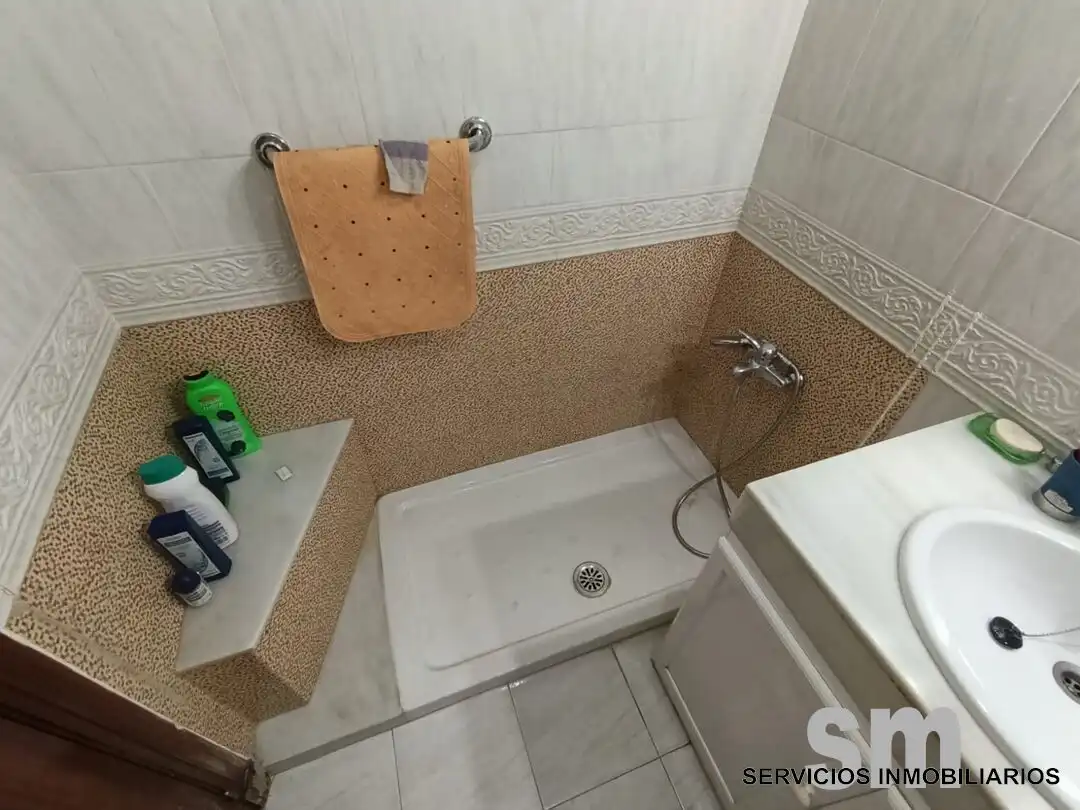 Bathroom of Flat for sale in Ubrique  with Air Conditioner and Heating