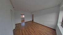 Flat for sale in C/ San Martin Pino-Peacasti , Peñacastillo - Nueva Montaña, imagen 2