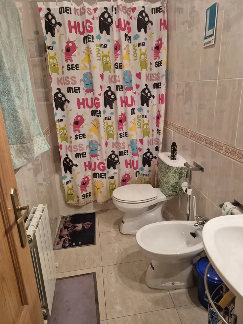 Badezimmer von Haus oder Chalet zum Verkauf in Poblete mit Heizung
