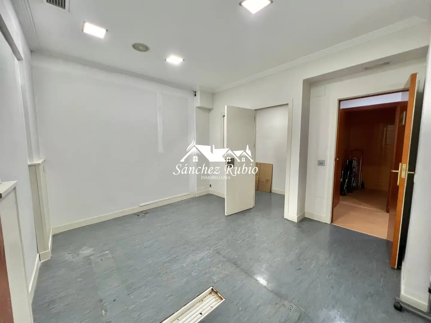 Local en venta en Madrid con Aire acondicionado y Calefacción