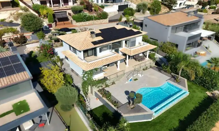 Villa con piscina in vendita a de la Muntanyeta 31, imagen 2