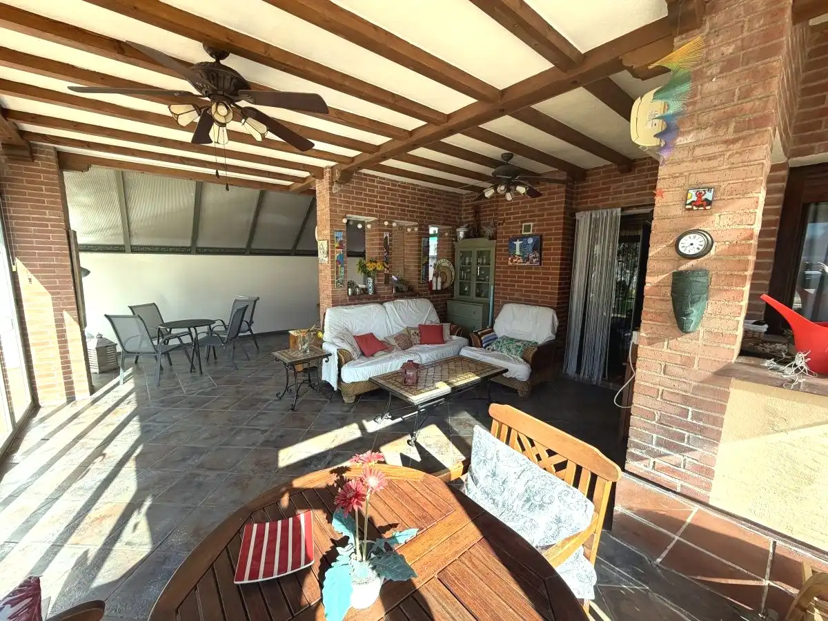 Terraza de Casa o chalet en venta en Azuqueca de Henares con Aire acondicionado, Jardín privado y Trastero