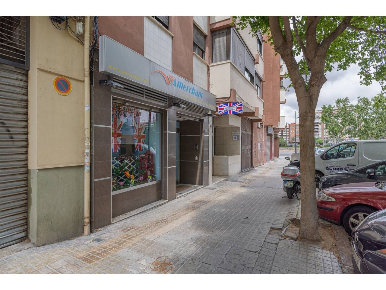 Office for sale in  Valencia Capital  with Air Conditioner