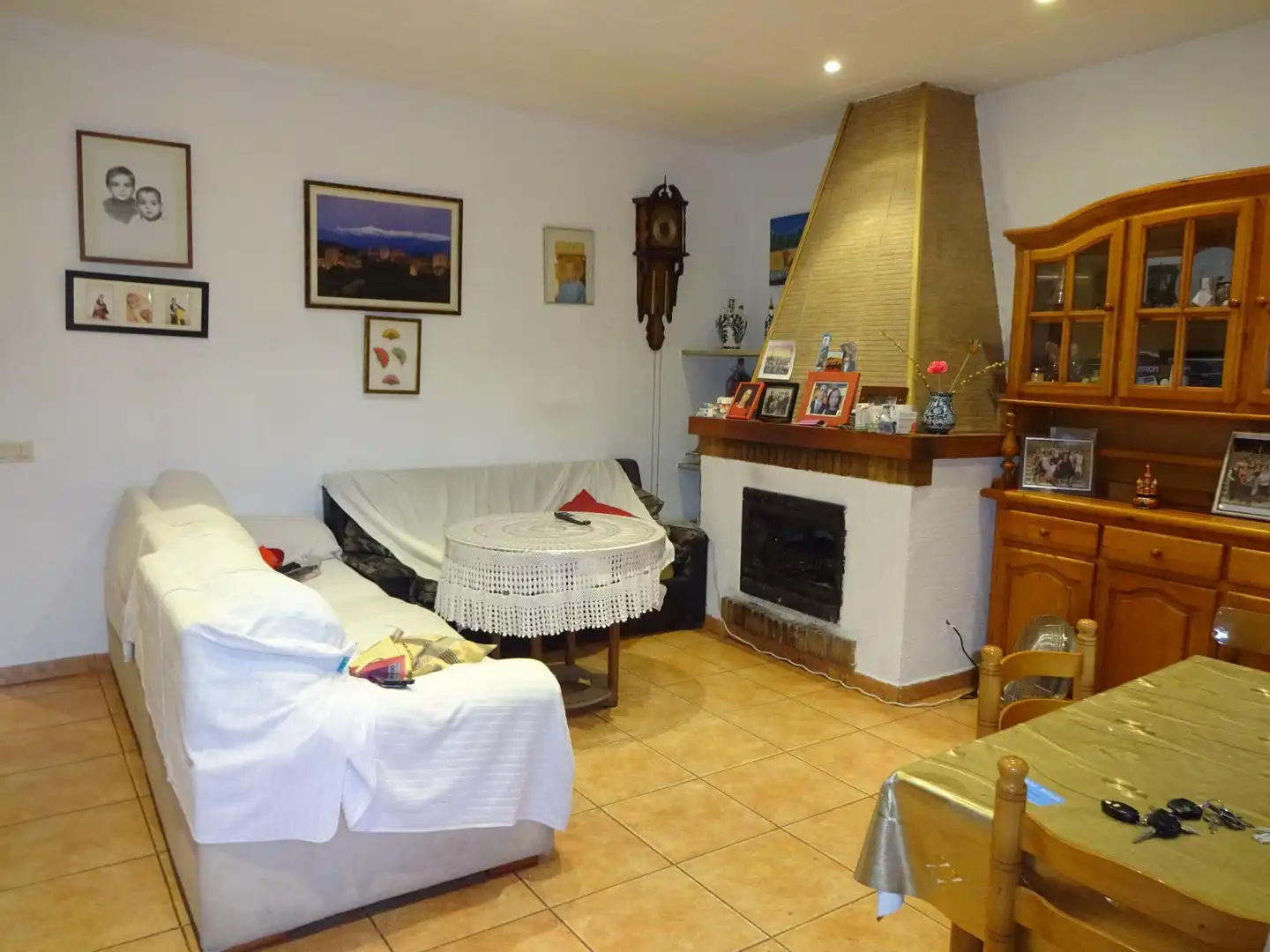 Sala d'estar de Casa o xalet en venda en Argentona amb Jardí privat, Terrassa i Traster