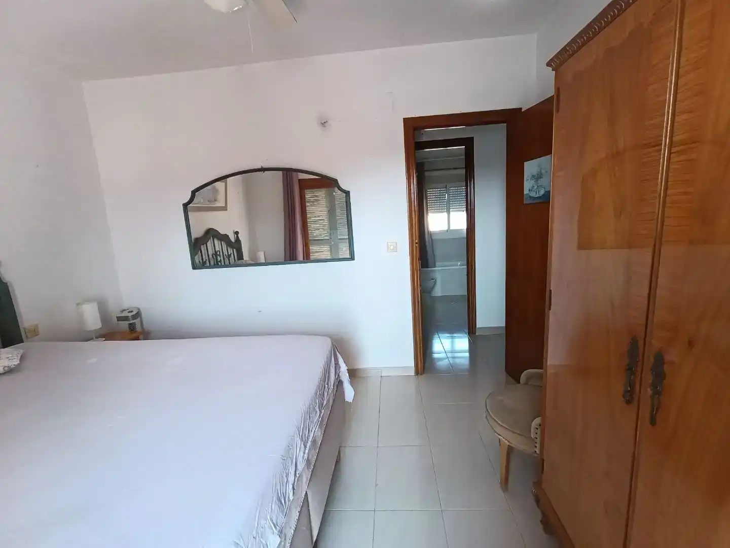Dormitori de Pis en venda en Torrevieja amb Terrassa, Piscina i Balcó