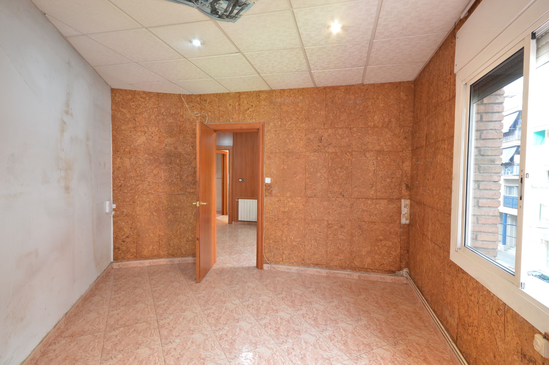 Piso en venta en Sant Andreu de la Barca con Calefacción, Horno y Balcón