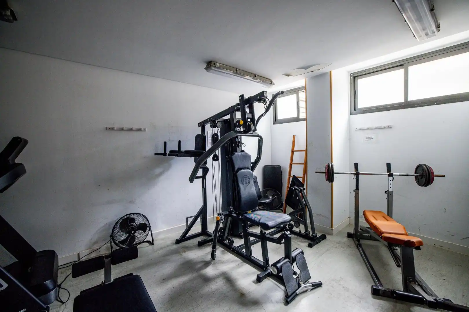 Planta baja en venta en Madrid con Calefacción, Jardín privado y Piscina comunitaria