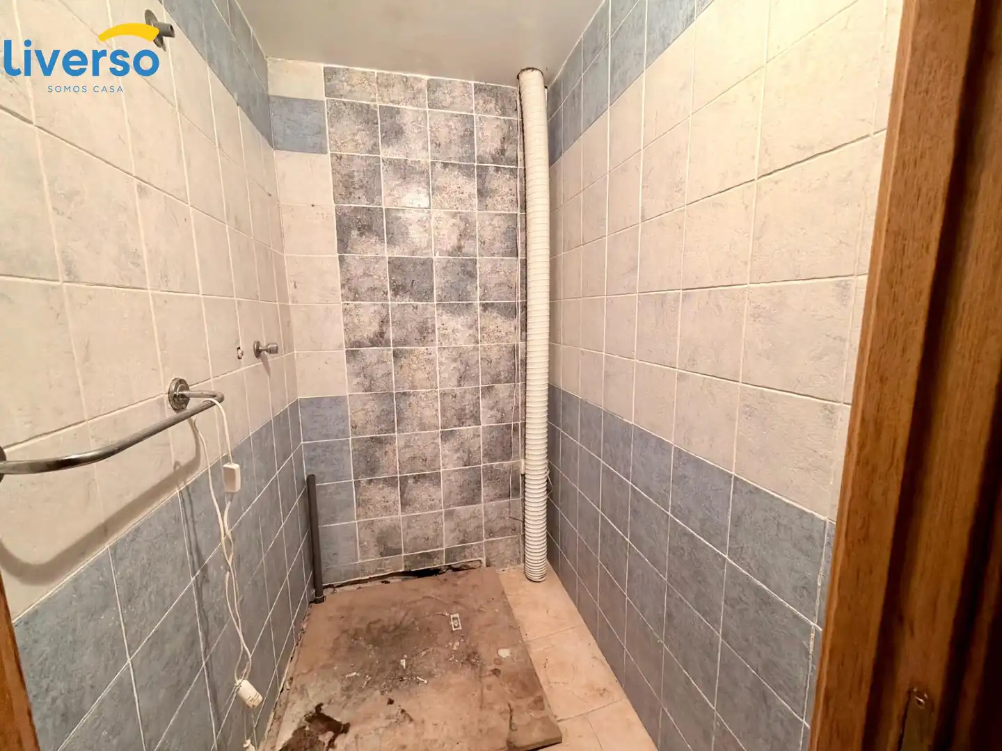 Bathroom of Houses for sale in Arlanzón  with Heating and Furnished