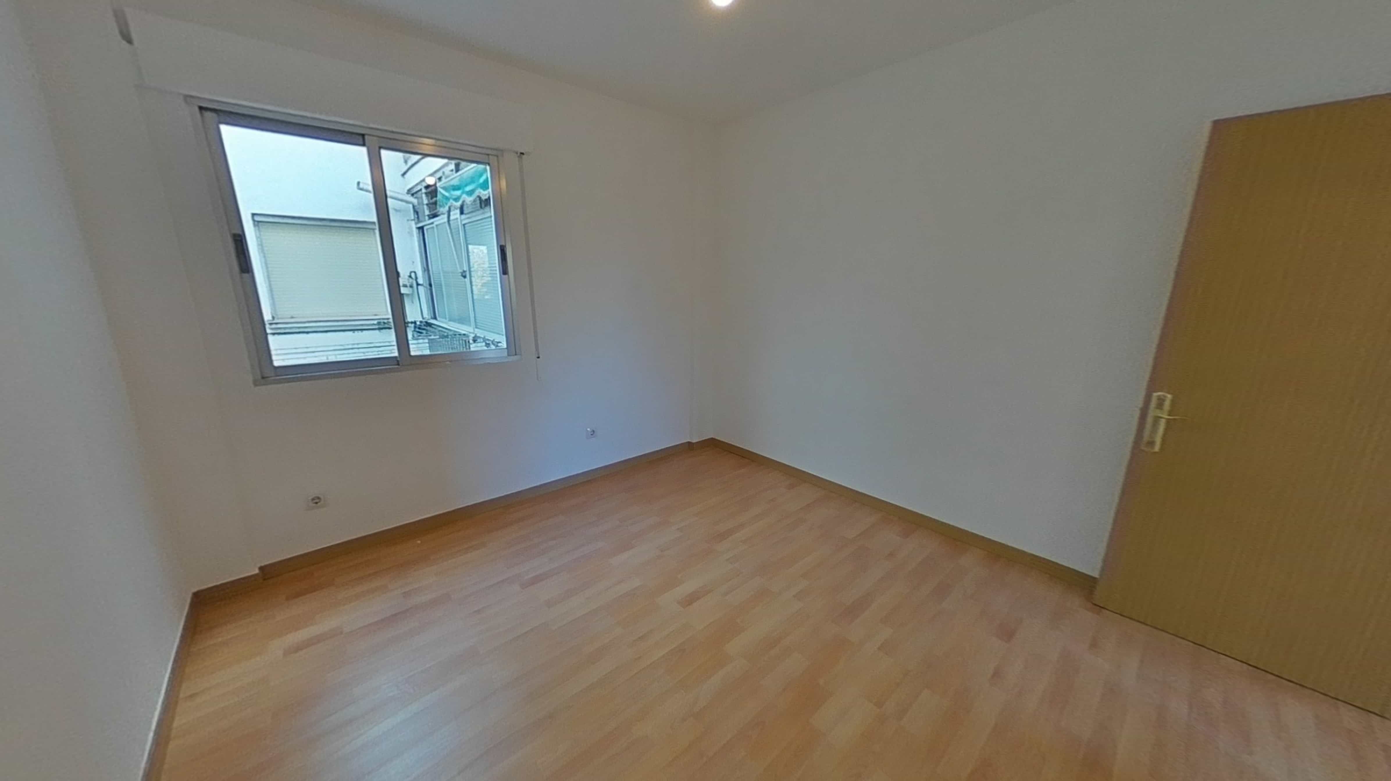 Bedroom of Flat to rent in Getafe  with Heating and Parquet flooring