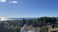 Vista exterior de Casa adosada en venda en Mijas amb Aire condicionat, Calefacció i Piscina