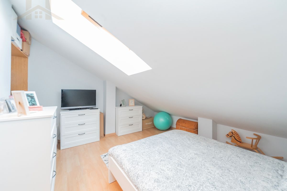 Habitación de Dúplex en venta en Brunete con Calefacción, Terraza y Amueblado