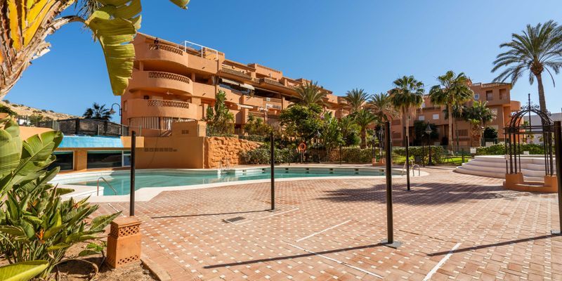 Vista exterior de Pis en venda en El Ejido amb Terrassa