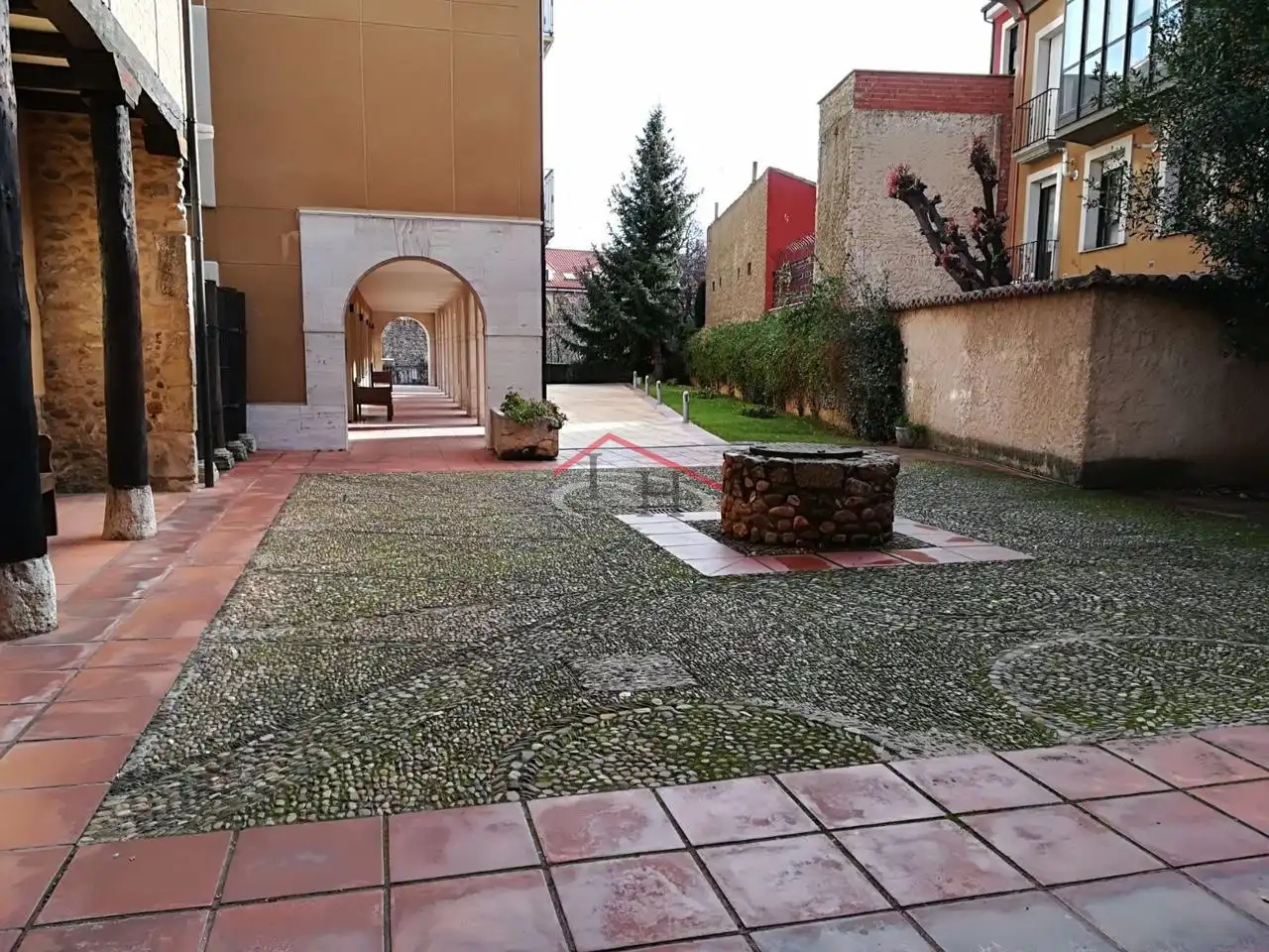 Terrasse von Wohnung zur Miete in León Capital  mit Heizung, Parkett und Abstellraum