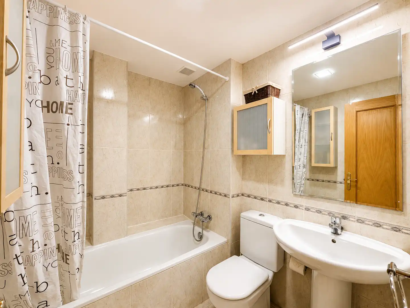 Baño de Dúplex en venta en Torrelodones con Piscina comunitaria