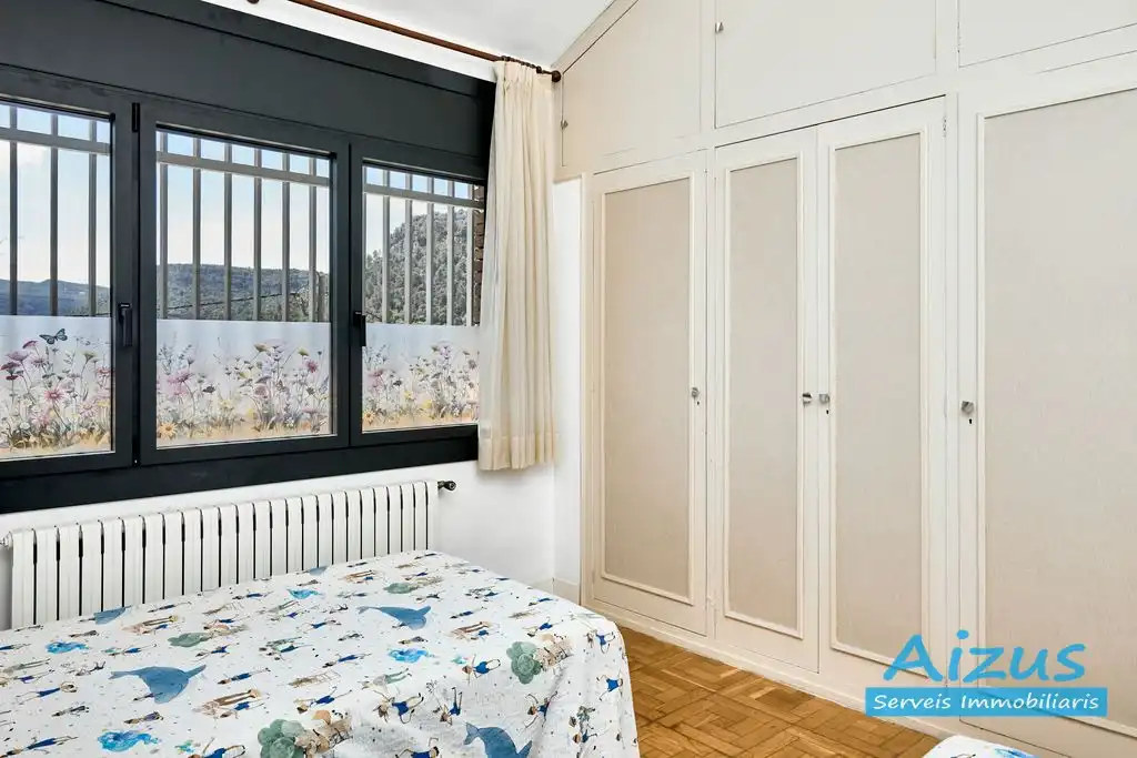 Habitación de Casa o chalet en venta en Seva con Aire acondicionado, Calefacción y Jardín privado