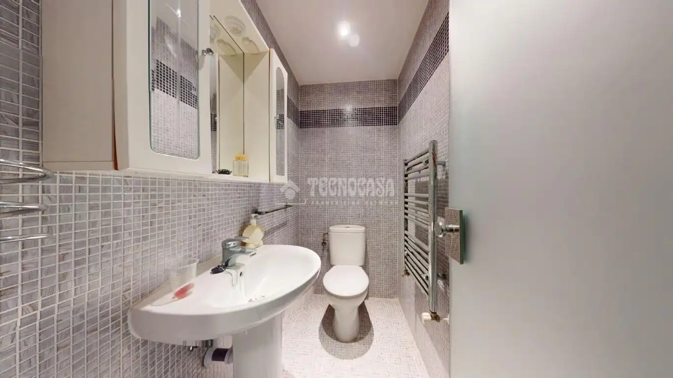 Baño de Piso en venta en Horche