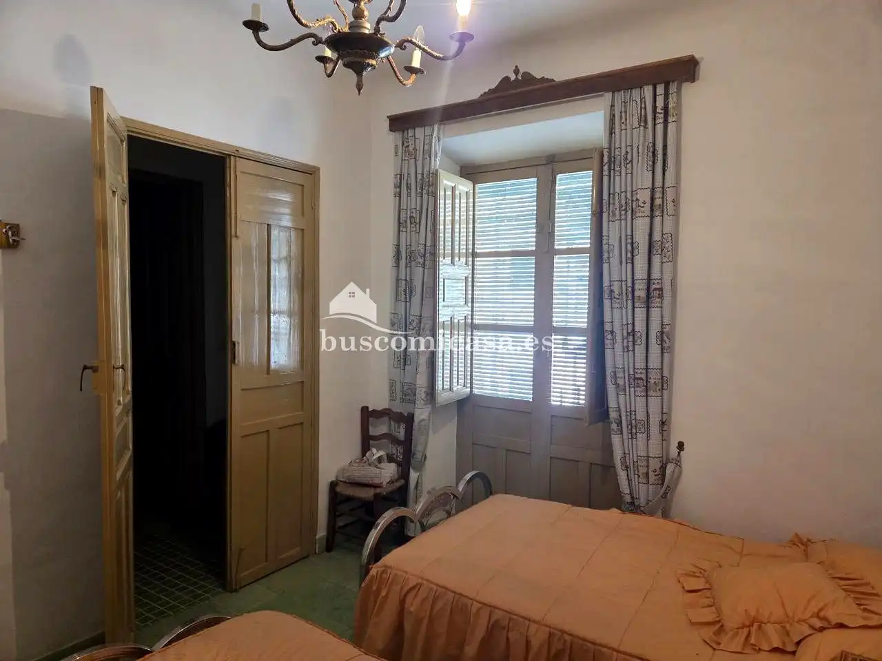 Bedroom of Detached homes for sale in Campillo de Arenas  with Furnished