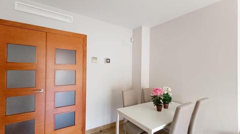 Foto 3 de Piso de alquiler en Valencia, 25, La Constitución - Canaleta, Mislata