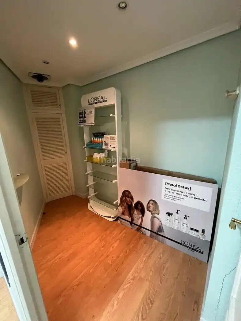 Local comercial de lloguer a Avenida Menéndez Pelayo 32A, imagen 3