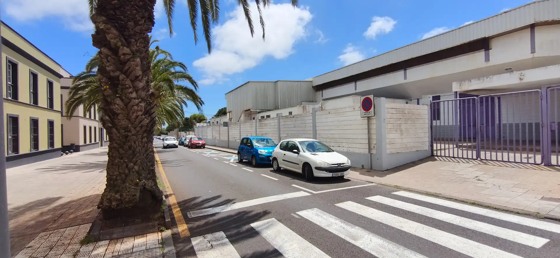 Vista exterior de Piso de alquiler en San Cristóbal de la Laguna con Amueblado, Horno y Lavadora