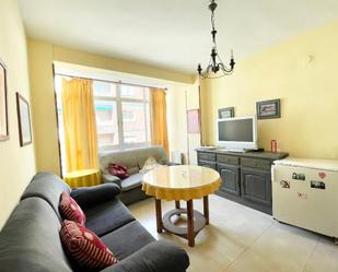 Living room of Flat to rent in  Granada Capital  with Heating and Terrace