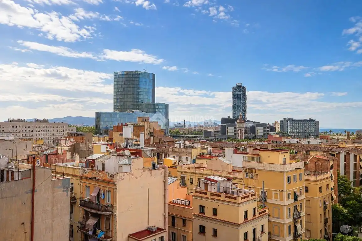 Außenansicht von Wohnung zum Verkauf in Barcelona