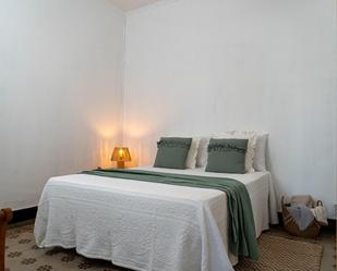 Bedroom of Flat for sale in  Sevilla Capital  with Air Conditioner, Storage room and Balcony