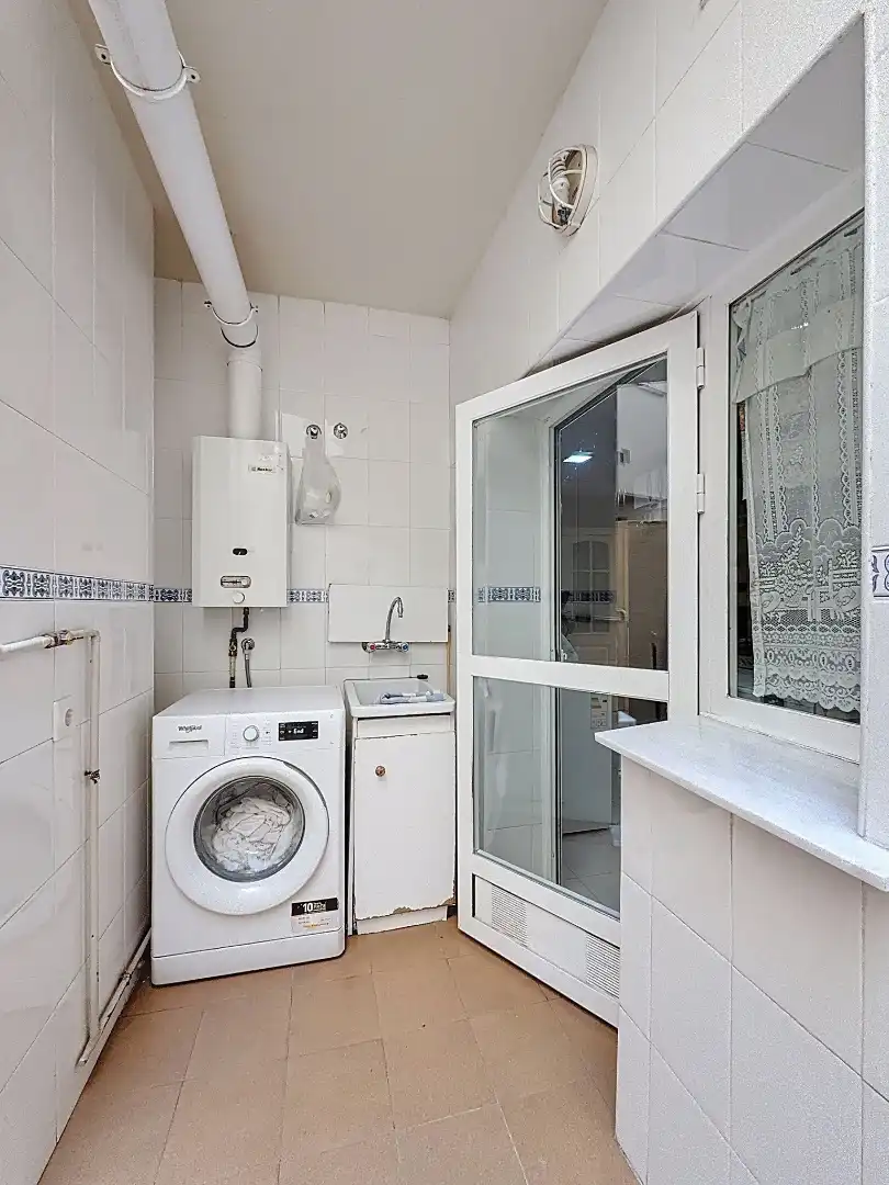 Kitchen of Flat for sale in Málaga  with Air Conditioner, Terrace and Community pool