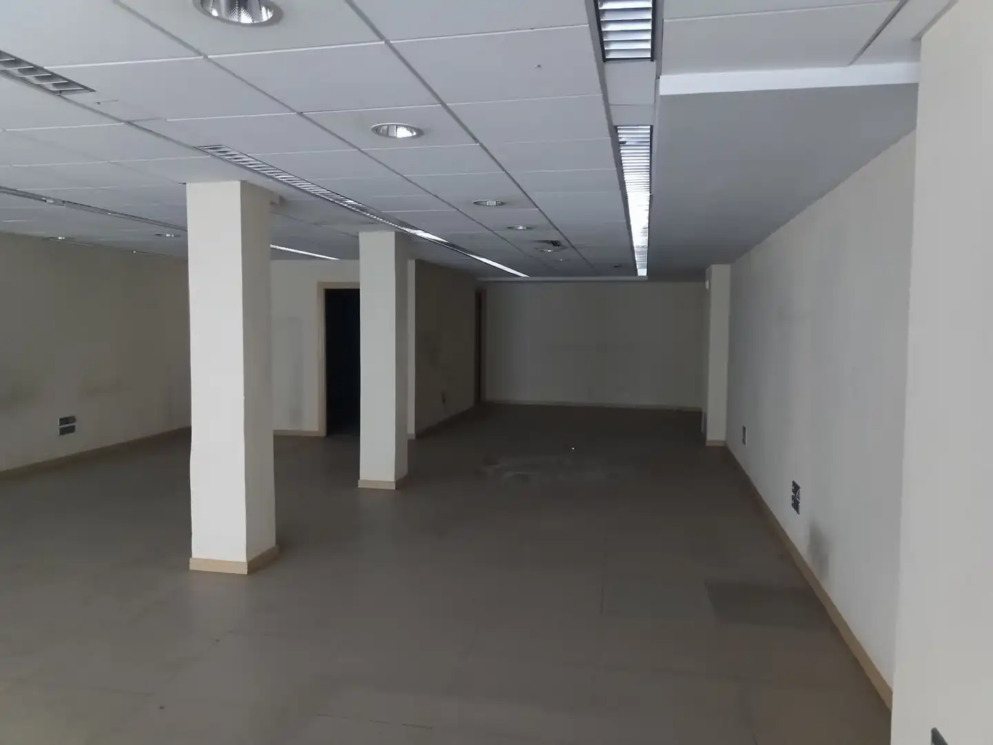 Business premises to rent in Calle Juan II, imagen 8
