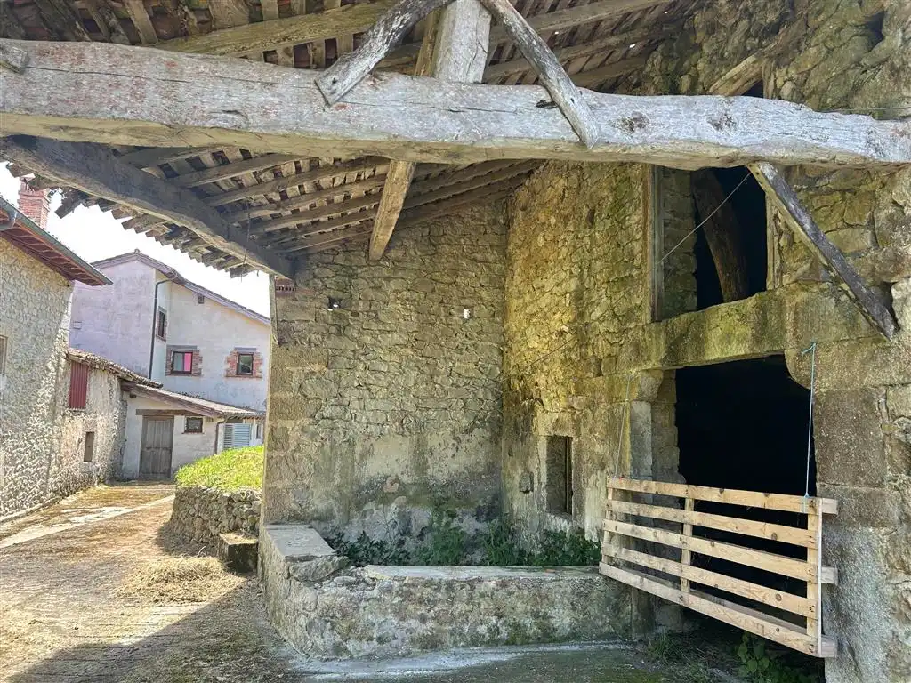 Vista exterior de Casa adosada en venta en San Vicente de la Barquera con Jardín privado y Balcón