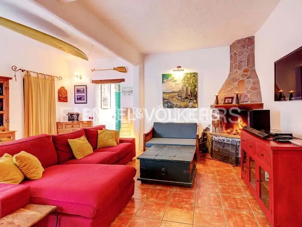 Houses for sale in Charco del Pino