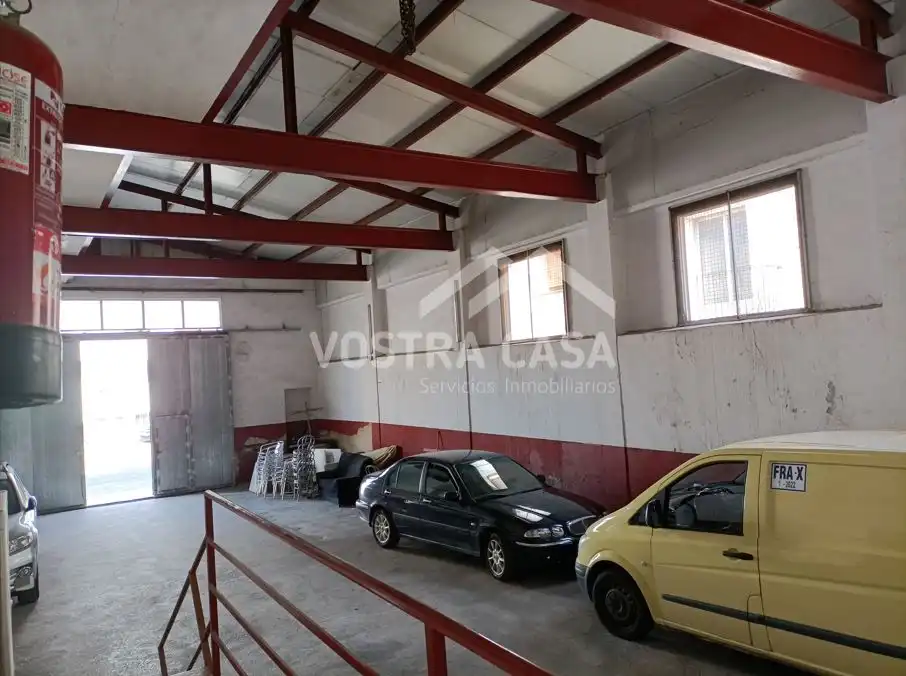Local de lloguer en Ayora amb Aire condicionat