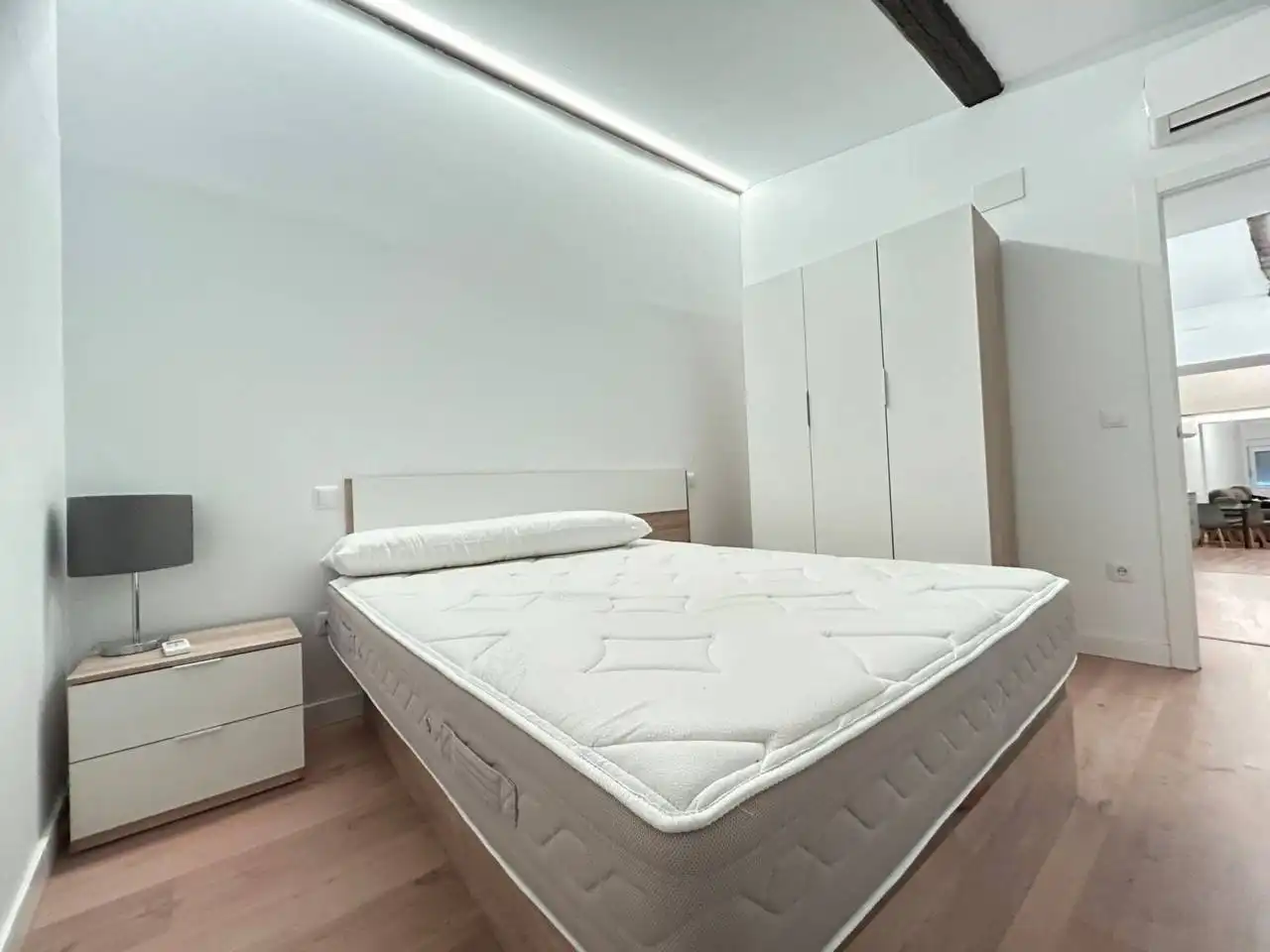 Bedroom of Houses for sale in Bargas  with Air Conditioner, Heating and Alarm