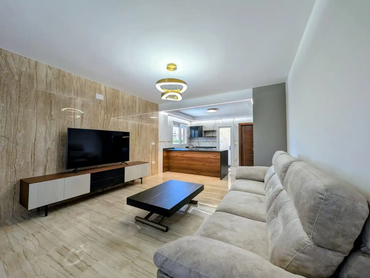 Sala d'estar de Casa o xalet en venda en Huétor Tájar amb Aire condicionat, Calefacció i Terrassa