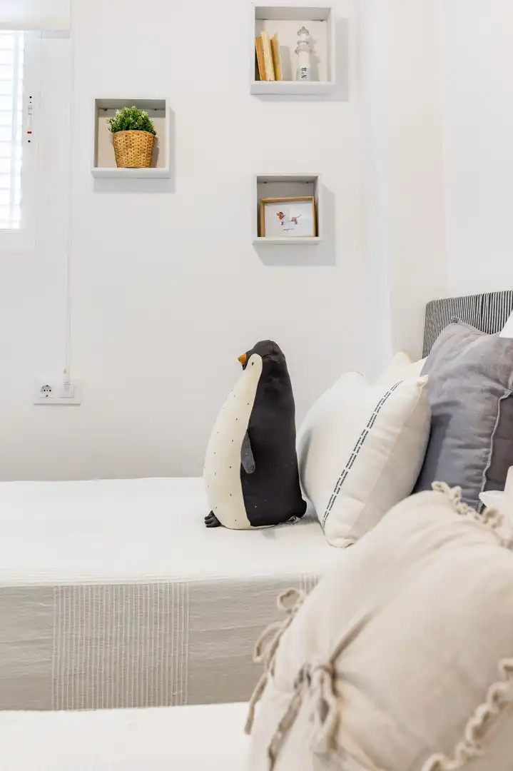 Bedroom of Flat for sale in Pobles del Sud