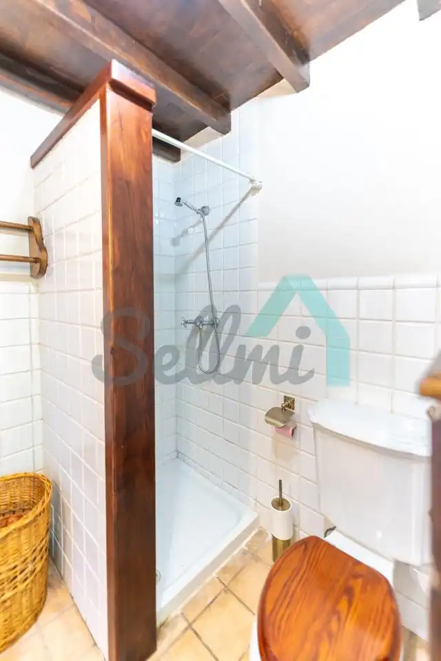 Baño de Casa o chalet en venta en Morcín con Jardín privado, Terraza y Balcón