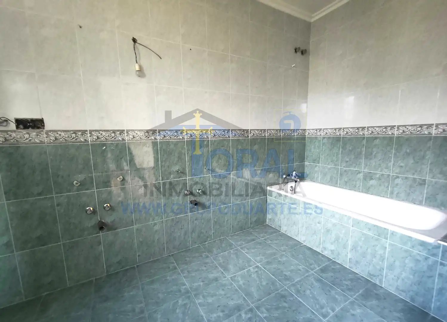 Bany de Casa o xalet en venda en Nava amb Jardí privat i Terrassa