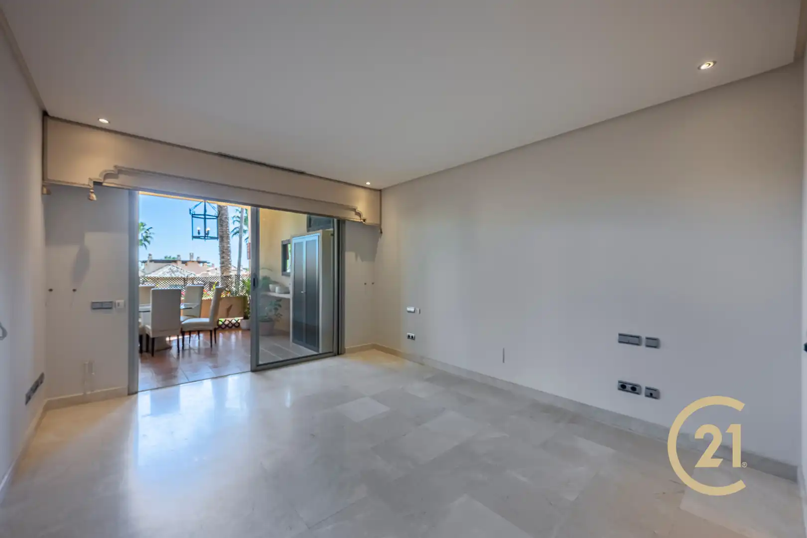 Sala de estar de Apartamento en venta en Marbella con Aire acondicionado, Terraza y Trastero