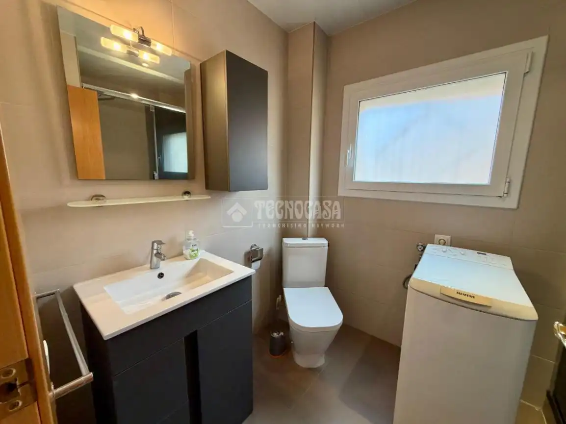 Baño de Piso en venta en Gavà con Terraza