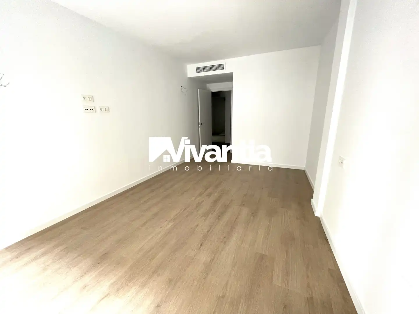 Schlafzimmer von Wohnung zum Verkauf in Lorca mit Parkett und Balkon
