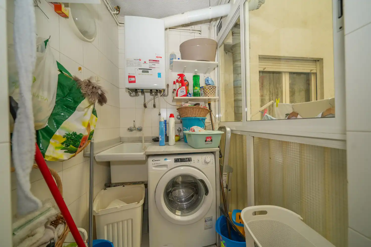 Cocina de Piso en venta en Girona con Calefacción, Parquet y Terraza