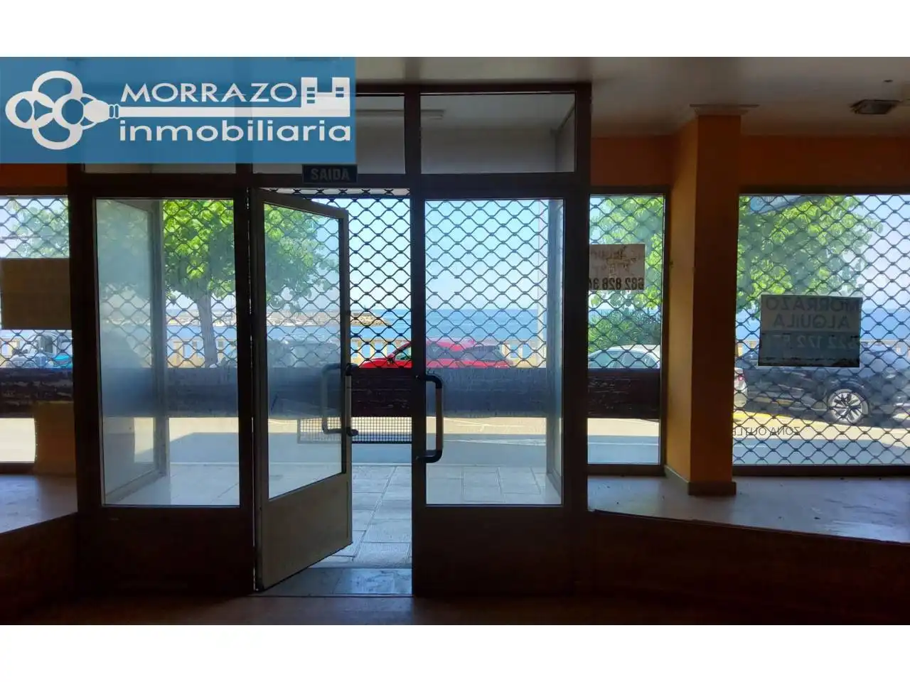 Locale commerciale in vendita a Avenida Montero Ríos, imagen 4