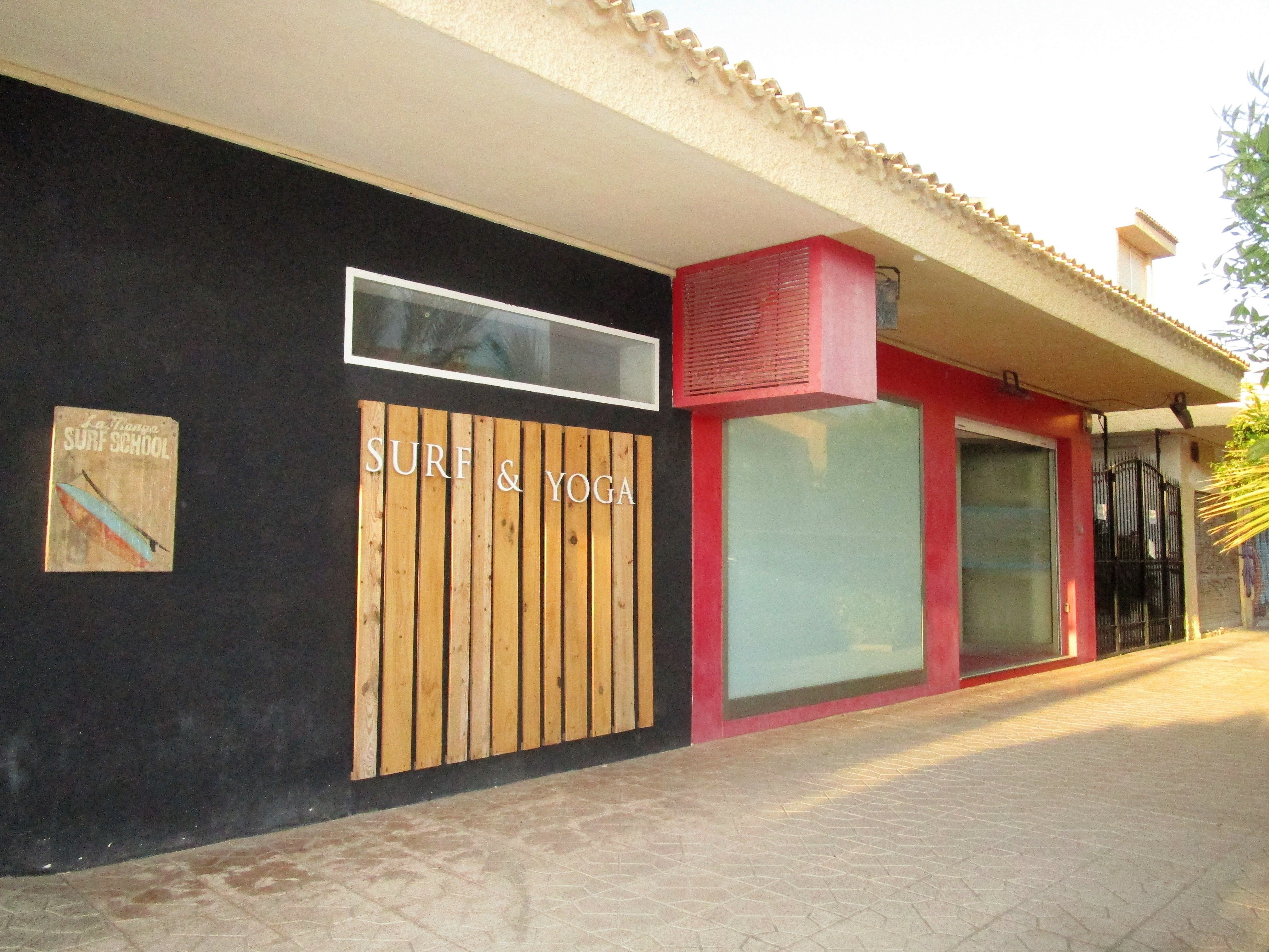 Local en venta en La Manga del Mar Menor