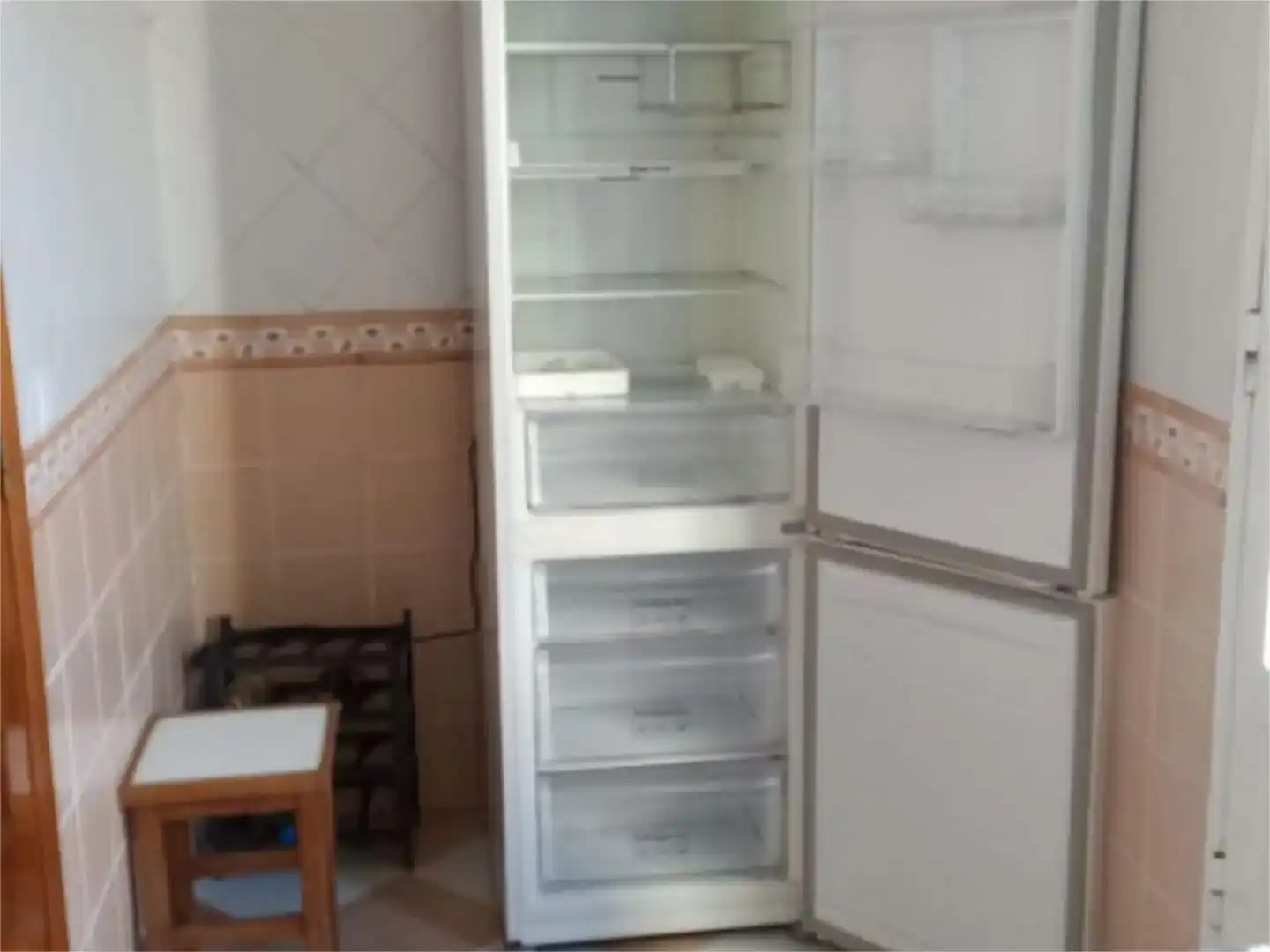 Cuina de Casa adosada en venda en Valverde de Llerena amb Moblat i Balcó