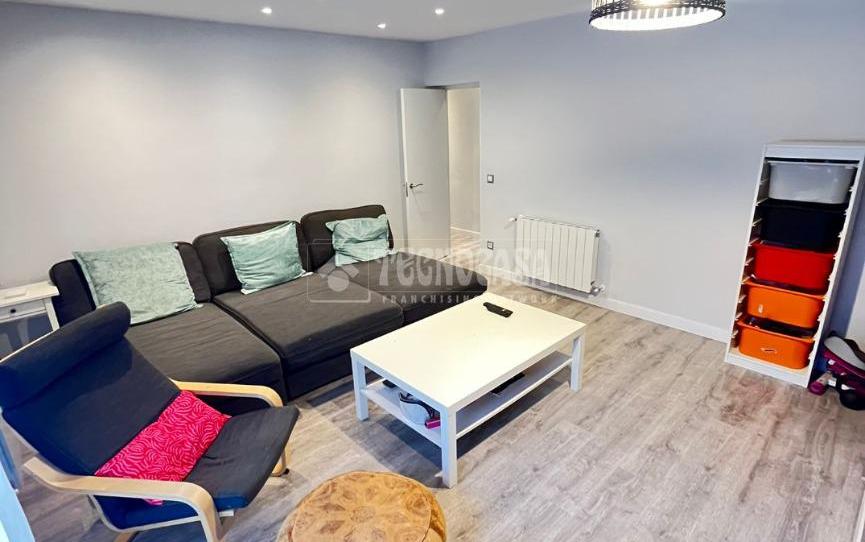 Photo 1 of Flat for sale in Valdezarza, Madrid