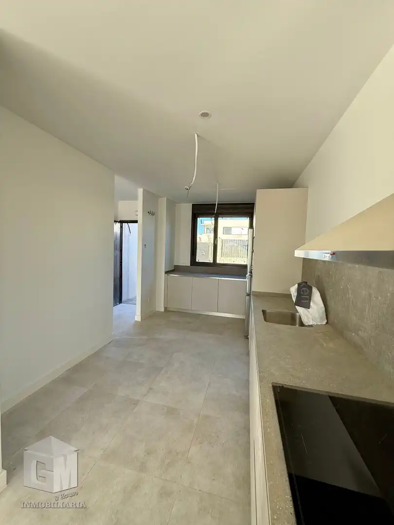 Cocina de Casa adosada en venta en Villaviciosa de Odón con Calefacción, Jardín privado y Terraza