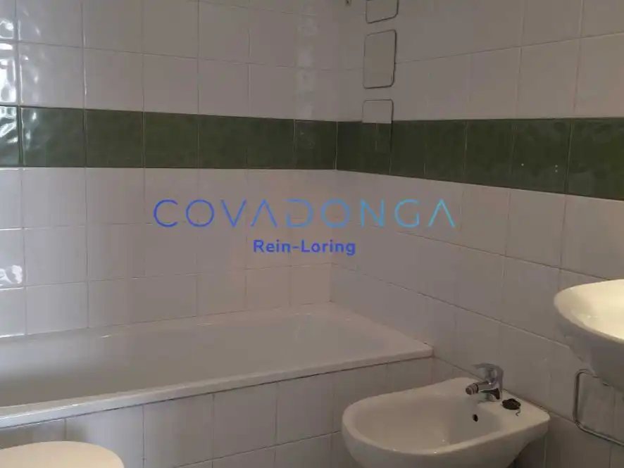 Baño de Piso en venta en Sotogrande con Aire acondicionado, Terraza y Balcón