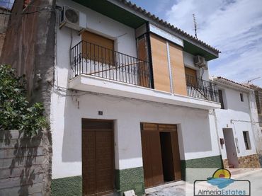 House for sale in Cantoria