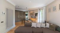 Living room of Apartment for sale in  Barcelona Capital  with Air Conditioner, Heating and Terrace