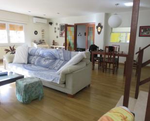 Living room of House or chalet for sale in Vilanova del Vallès  with Air Conditioner, Terrace and Swimming Pool